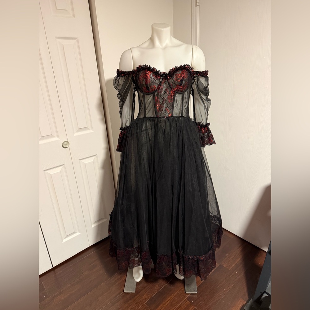 NWT Black Widow Dance with Death with Red lace Dress - Picture 4 of 12